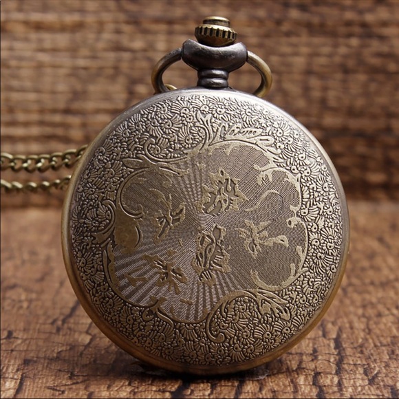 Brand New Star Trek Pocket Watch - Picture 4 of 8